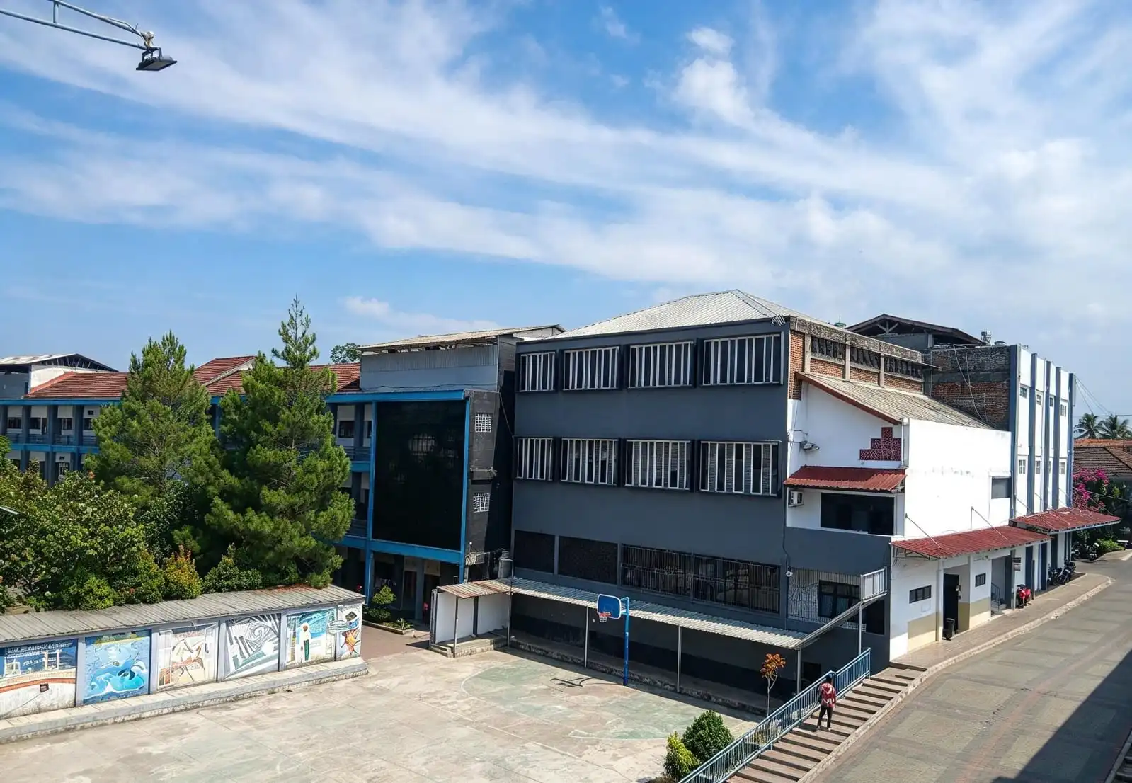 Suasana dan kegiatan Pesantren Muhammadiyah Al-Furqon